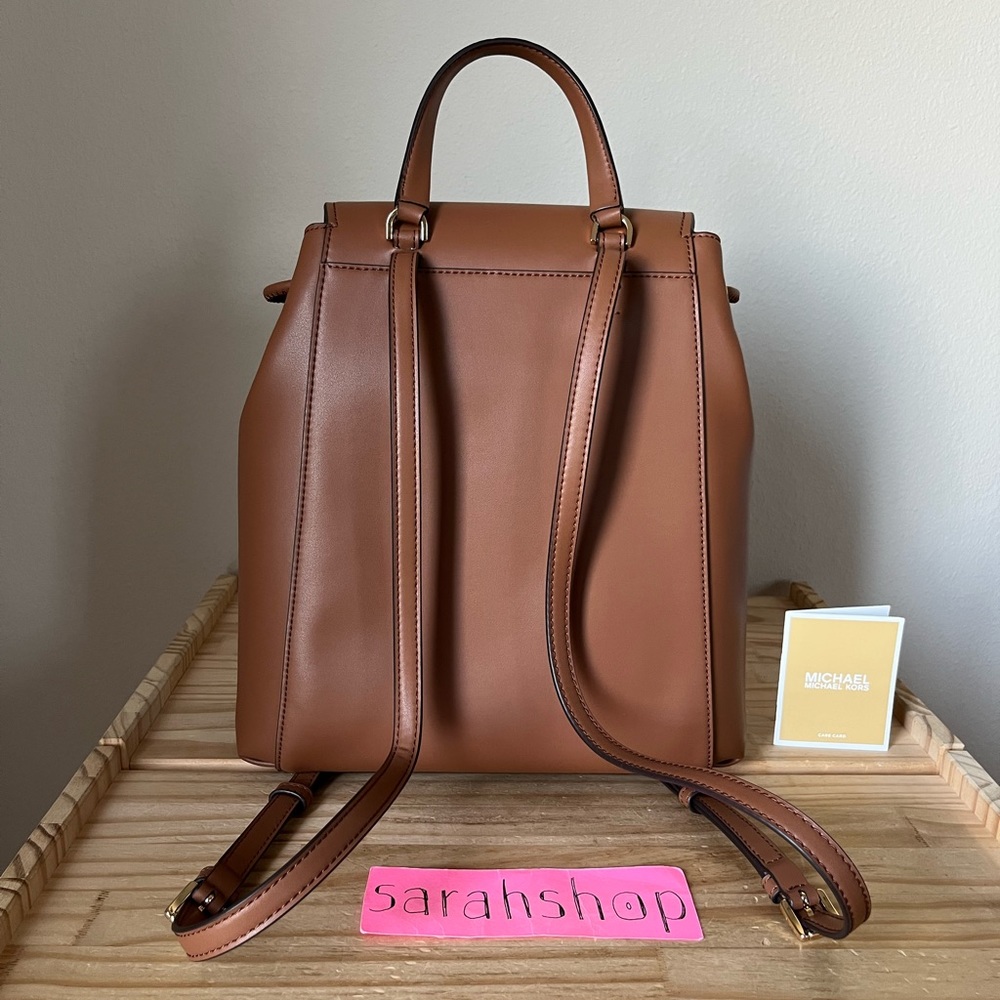 🌼Michael Kors Backpack Set - Picture 15 of 16
